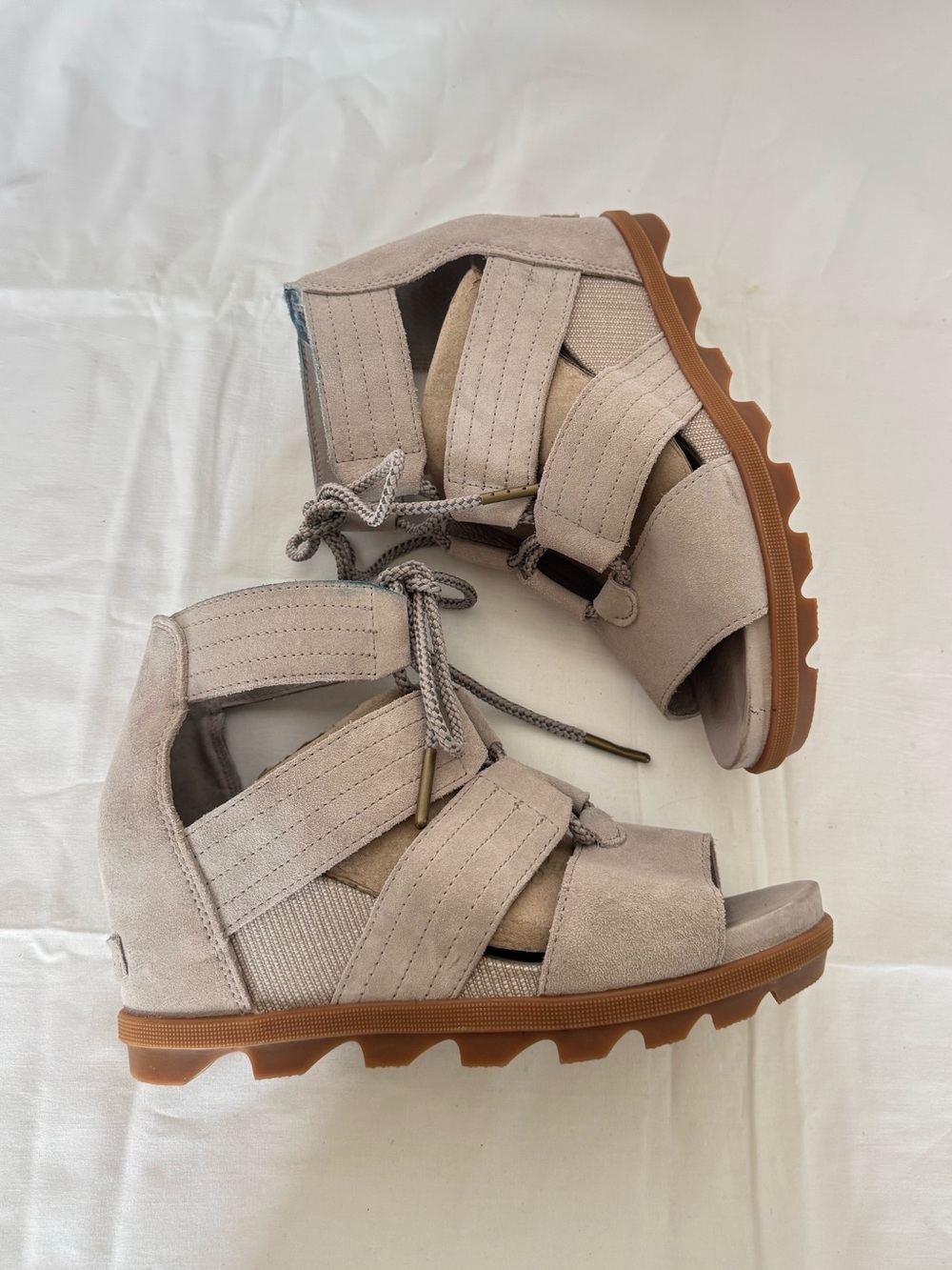 Sorel Taupe Suede Strappy Lug-Sole Women's Sandals Size 9